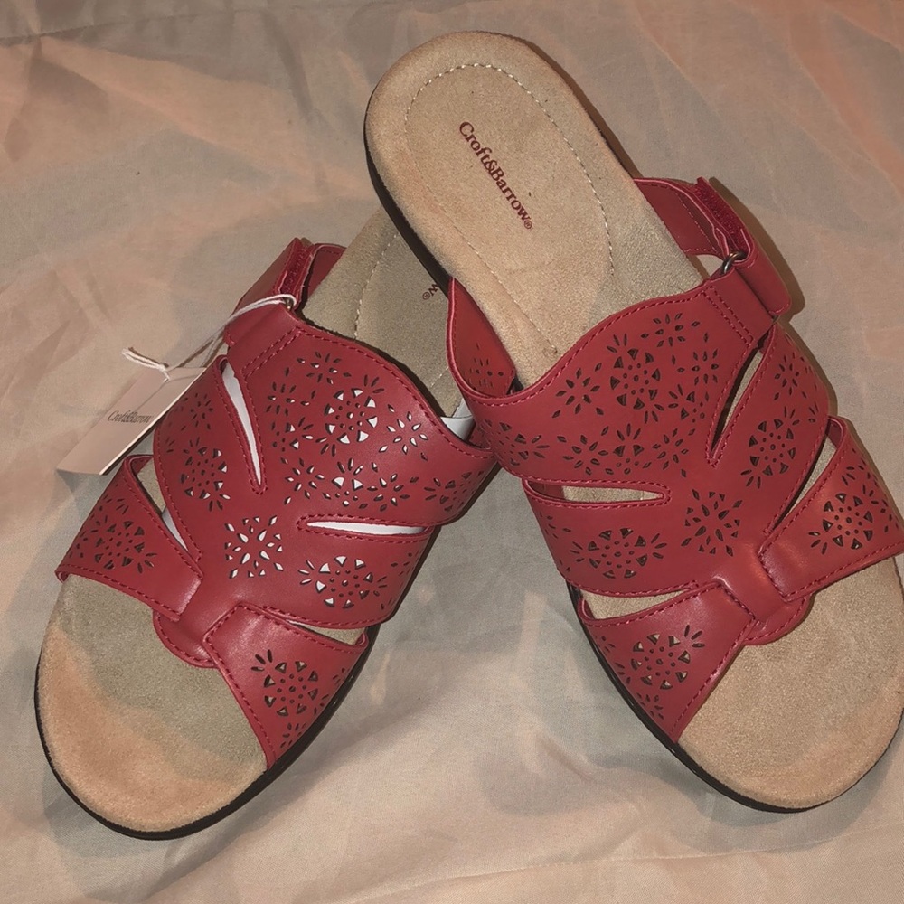 NWT Croft & Barrow Womens Sandals